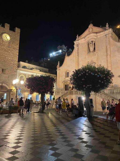 Casa Vacanza Giardini Naxos Taormina Miranaxos Εξωτερικό φωτογραφία